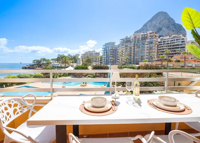 Voramar I Calpe, Beach